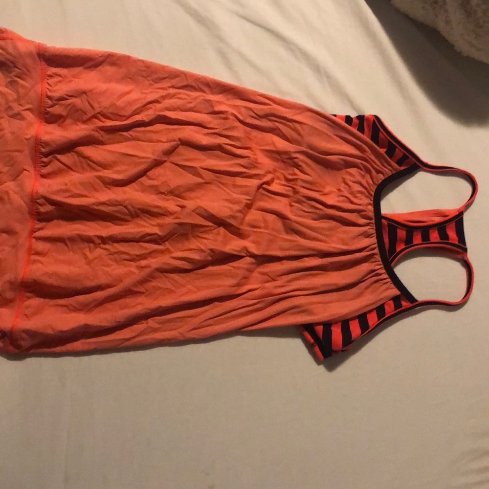 Lululemon workout tank